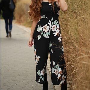 Urban Outfitters Jumpsuit !!